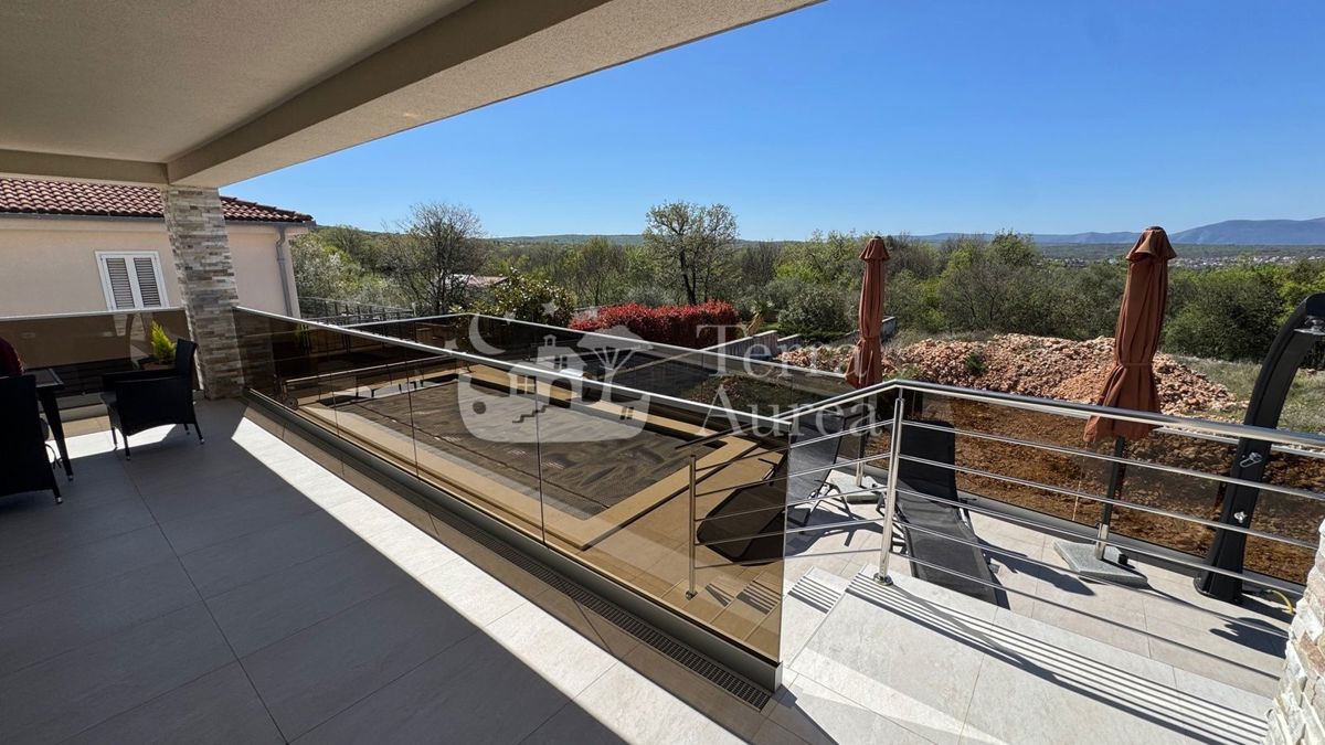 Hiša Malinska, Malinska-Dubašnica, 280m2