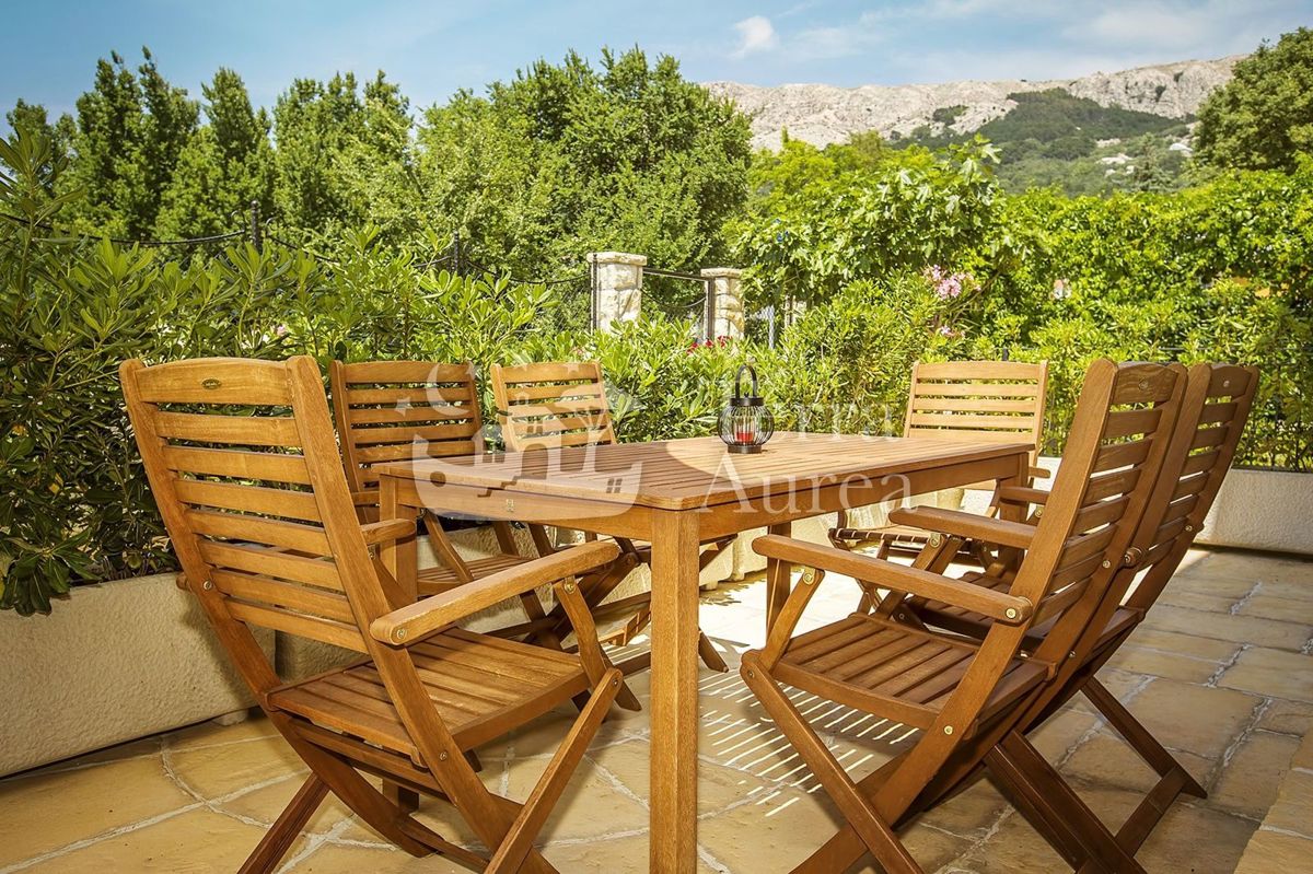 Vila Baška, 360m2