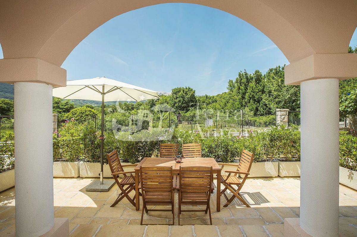 Vila Baška, 360m2