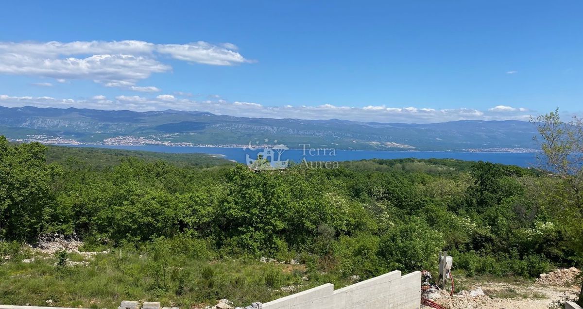 Hiša Vrbnik, 224m2
