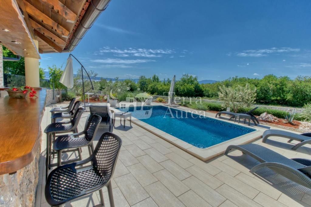 Vila Omišalj, 260m2