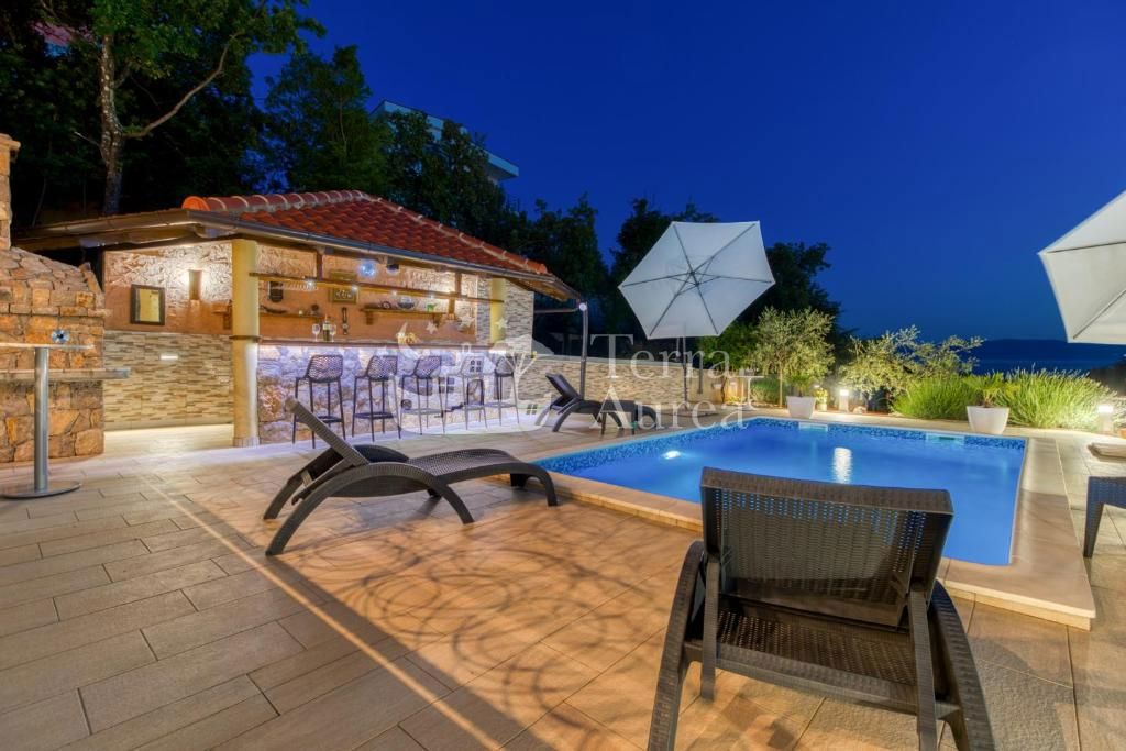 Vila Omišalj, 260m2