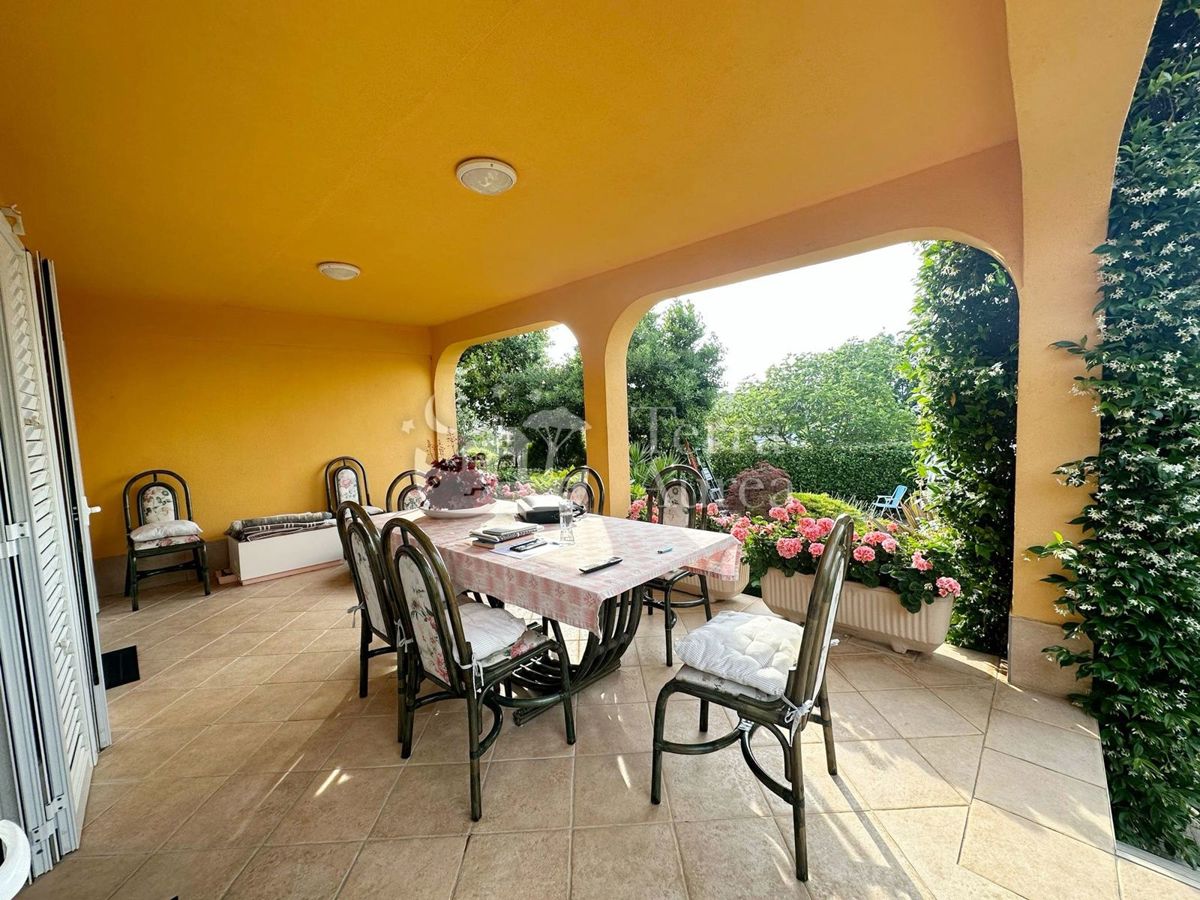 Hiša Malinska, Malinska-Dubašnica, 170m2