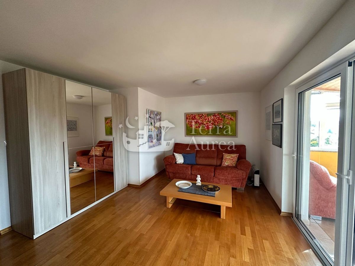 Hiša Malinska, Malinska-Dubašnica, 170m2