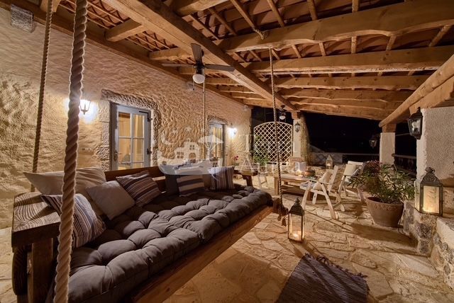 Vila Malinska, Malinska-Dubašnica, 270m2