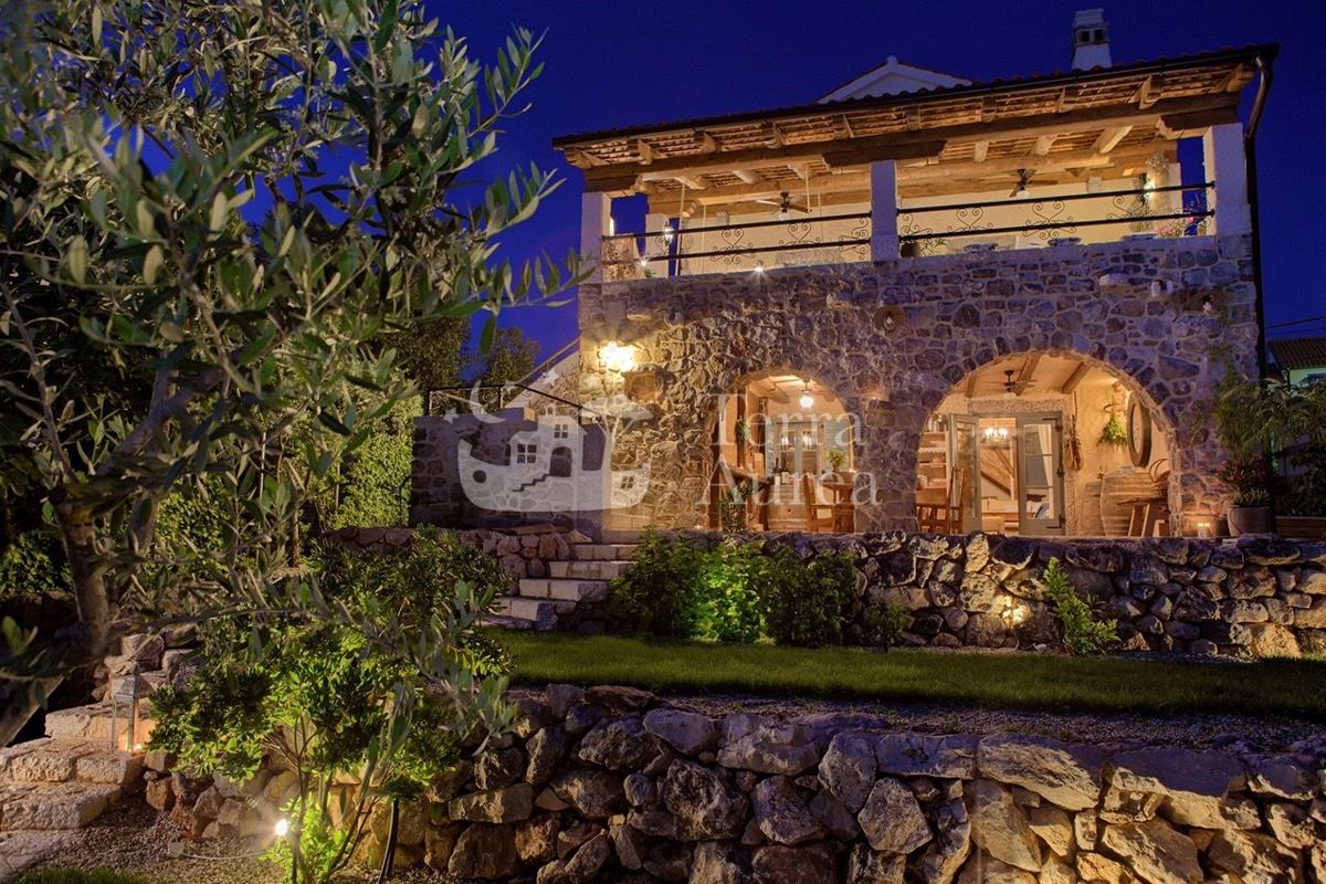 Vila Malinska, Malinska-Dubašnica, 270m2
