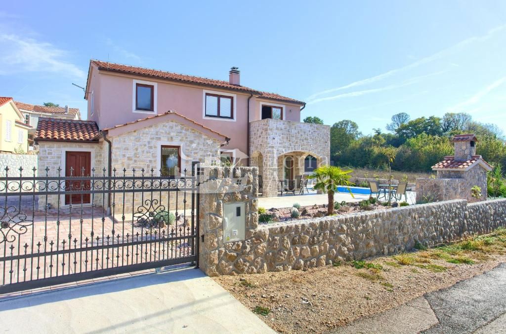 Vila Malinska, Malinska-Dubašnica, 158m2