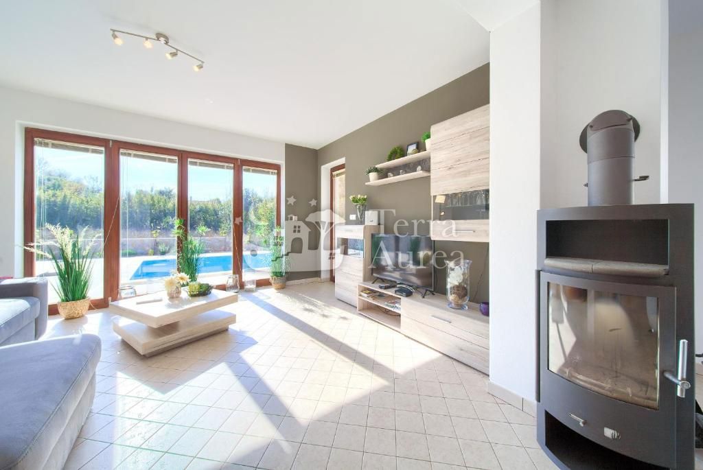 Vila Malinska, Malinska-Dubašnica, 158m2