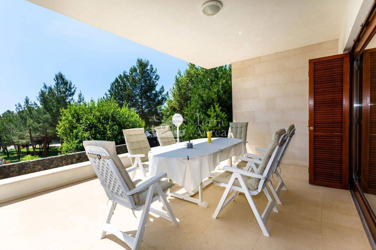 Trosoben apartma v prvi vrsti od morja, Krk, Ježevac, panoramski pogled na morje