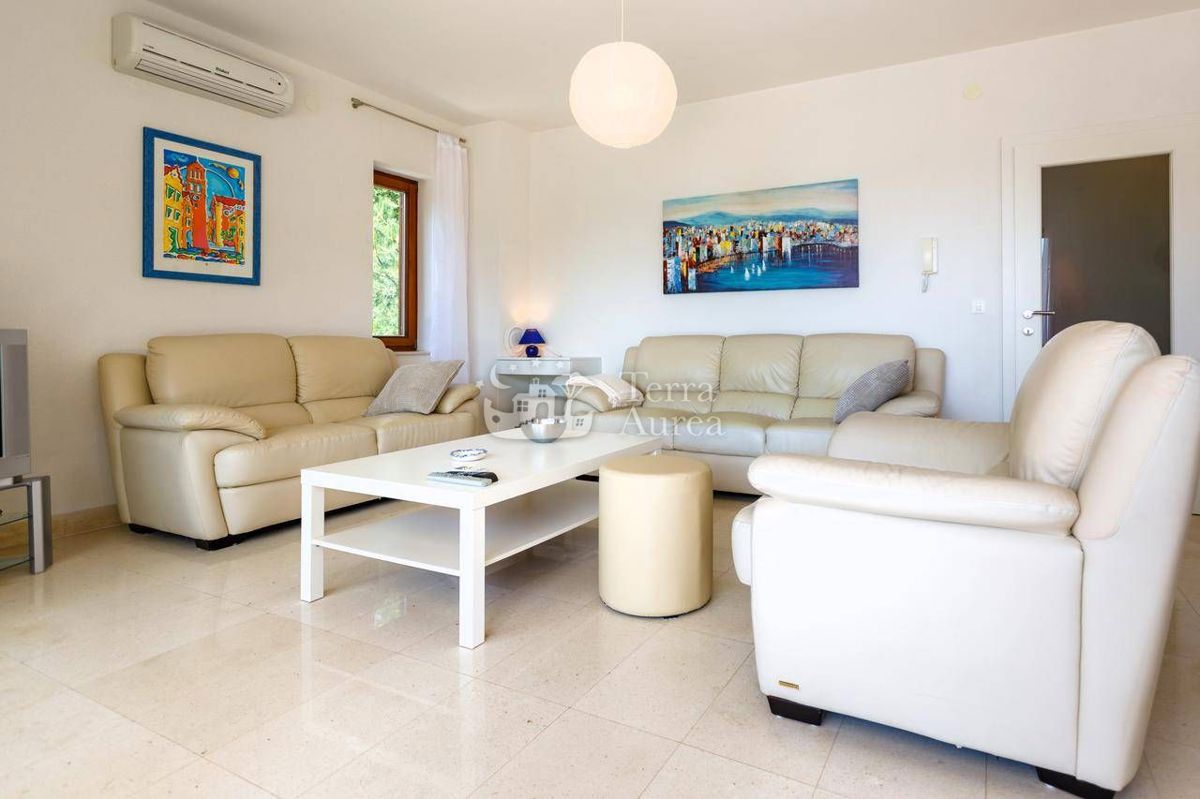 Trosoben apartma v prvi vrsti od morja, Krk, Ježevac, panoramski pogled na morje