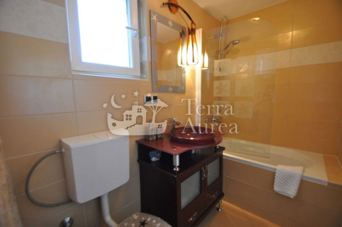Vila Vrbnik, 80m2