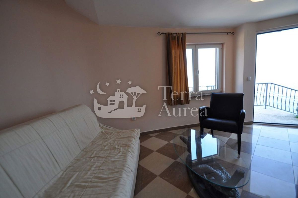 Vila Vrbnik, 80m2