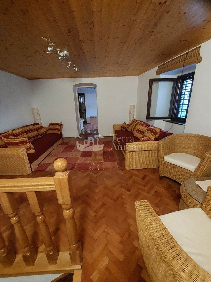 Hiša Omišalj, 152m2