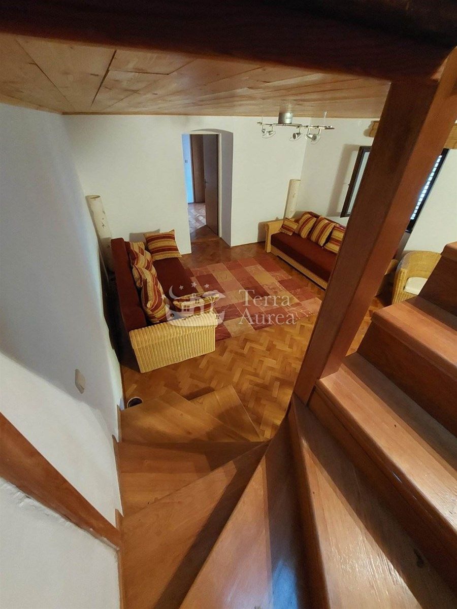 Hiša Omišalj, 152m2