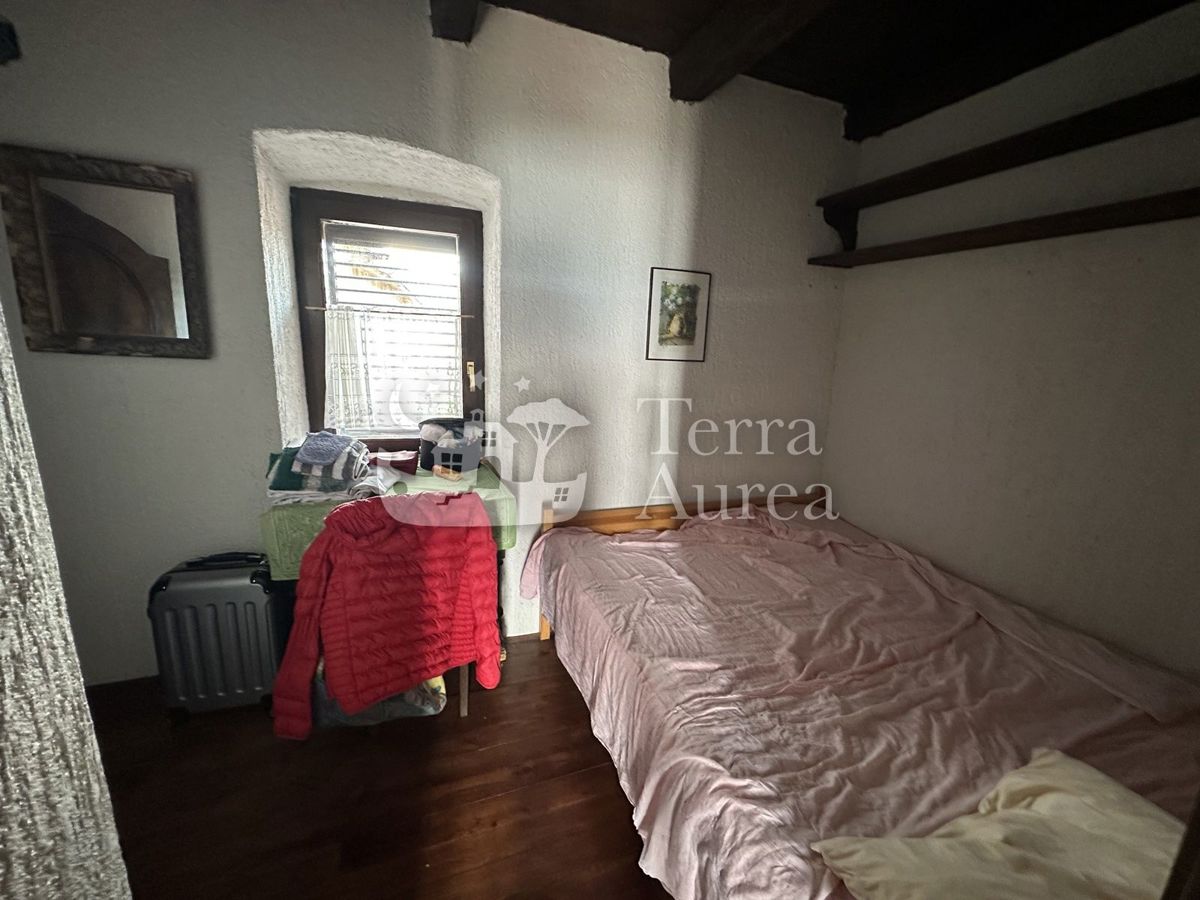 Dve hiši za adaptacijo s pogledom na morje, Vrbnik, otok Krk