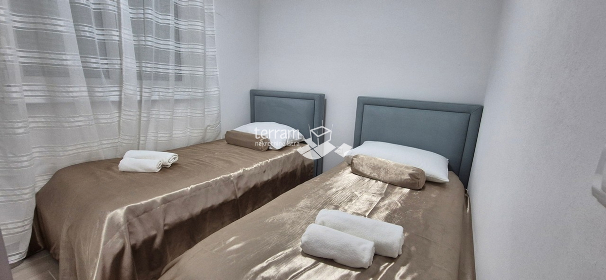 Istra, Peroj, stanovanje v drugem nadstropju manjše stanovanjske stavbe, 64,13 m2, 2SS+DB, parkirišče, NOVO!! #prodaja