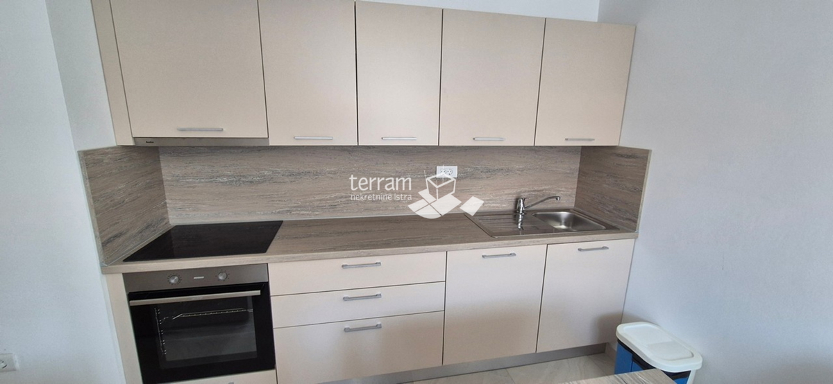 Istra, Peroj, stanovanje v drugem nadstropju manjše stanovanjske stavbe, 64,13 m2, 2SS+DB, parkirišče, NOVO!! #prodaja