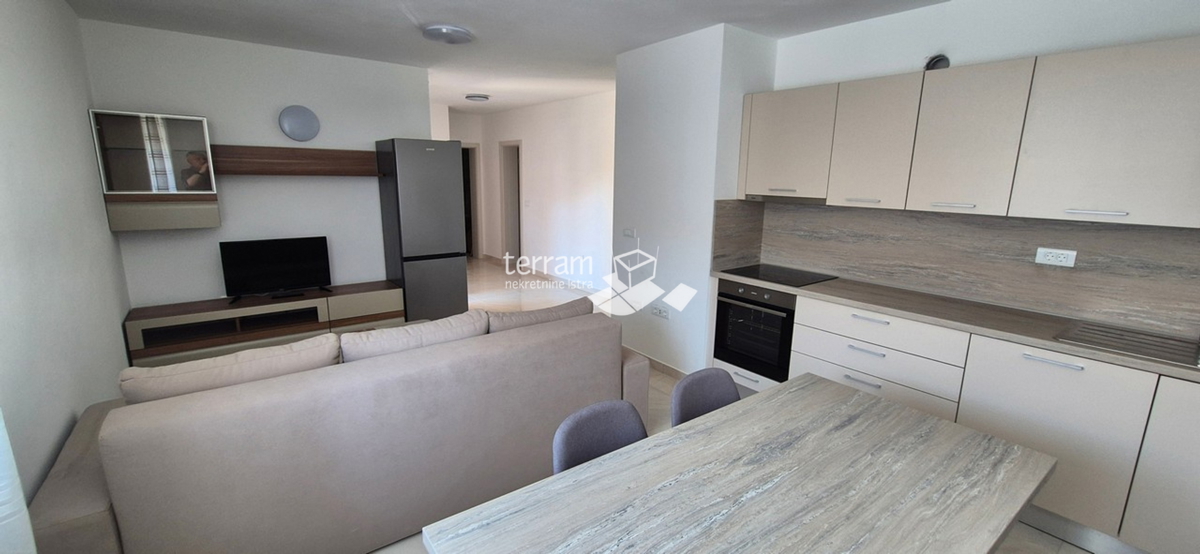 Istra, Peroj, stanovanje v drugem nadstropju manjše stanovanjske stavbe, 64,13 m2, 2SS+DB, parkirišče, NOVO!! #prodaja