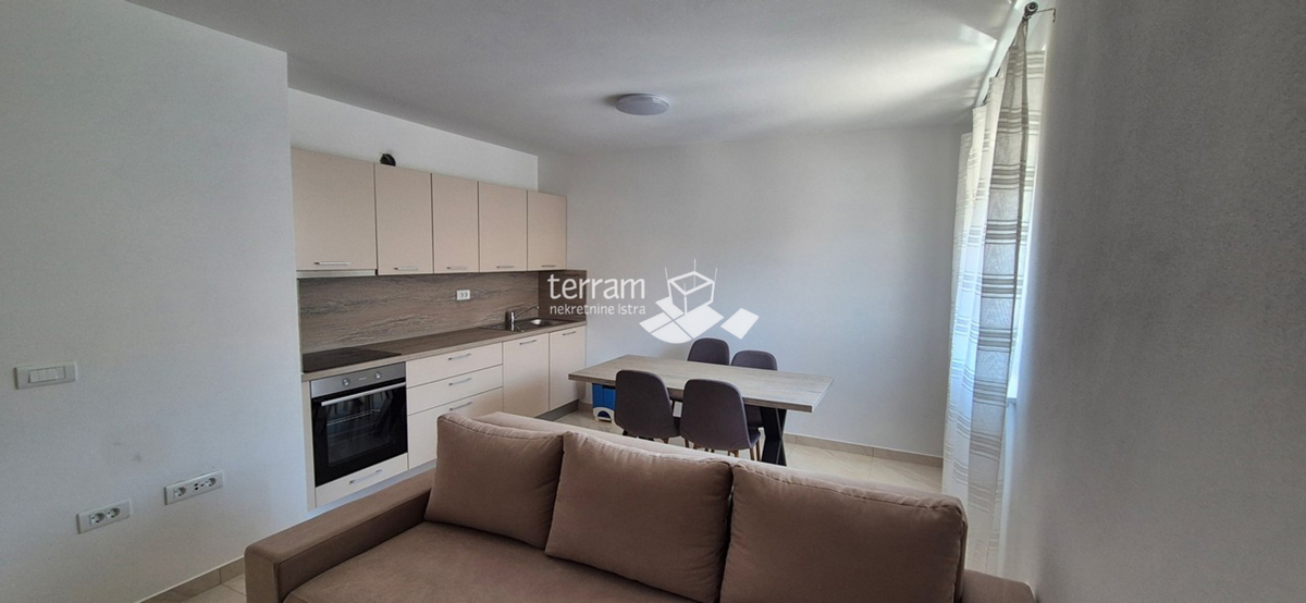 Istra, Peroj, stanovanje v drugem nadstropju manjše stanovanjske stavbe, 64,13 m2, 2SS+DB, parkirišče, NOVO!! #prodaja