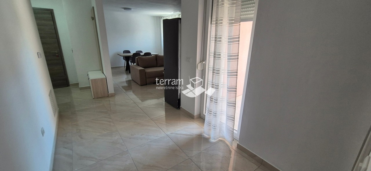 Istra, Peroj, stanovanje v drugem nadstropju manjše stanovanjske stavbe, 64,13 m2, 2SS+DB, parkirišče, NOVO!! #prodaja