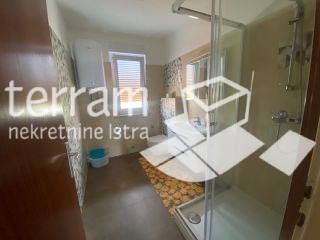 Istra, Medulin, samostojna hiša s pogledom na morje, 3 apartmaji, PRILOŽNOST !!