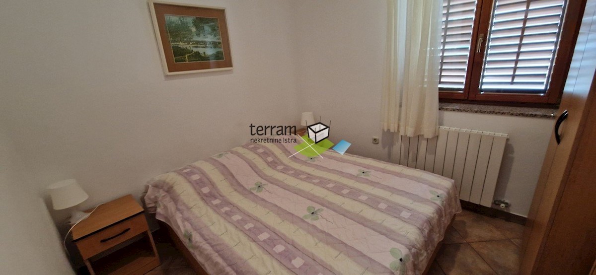 Istra, Banjole, hiša s tremi apartmaji in pogledom na morje #prodaja