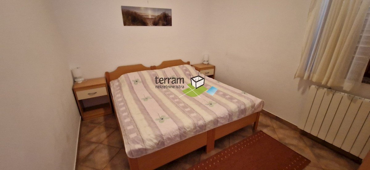 Istra, Banjole, hiša s tremi apartmaji in pogledom na morje #prodaja