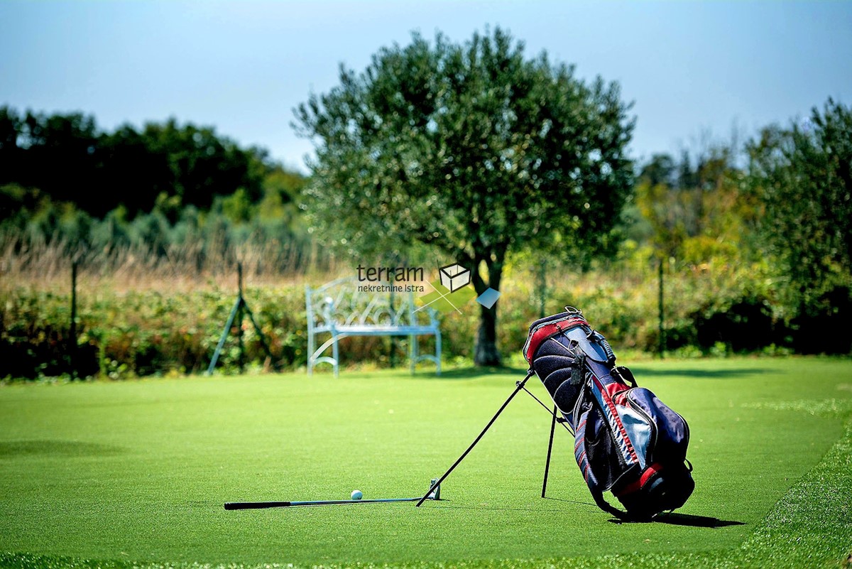 Istra, Krnica, Vila 280m2 z bazenom, igriščem za golf in tenis, #prodamo