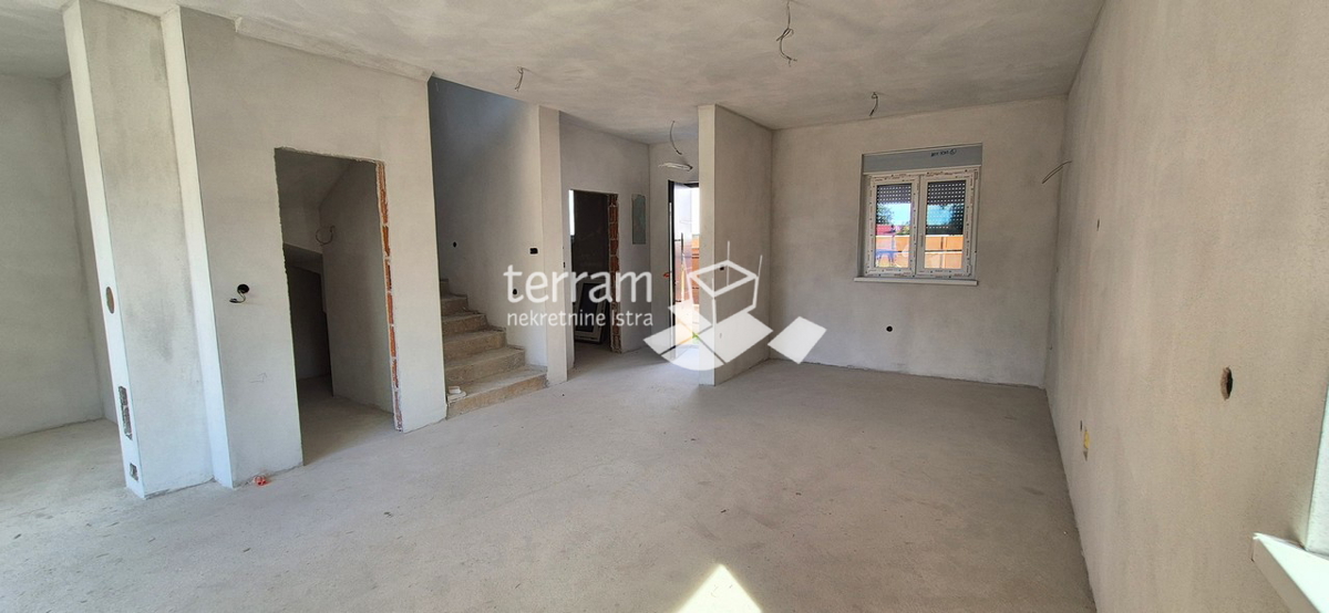 Istra, Ližnjan, stanovanje 124m2, 2s, parking, vrt, NOVO!! #razprodaja