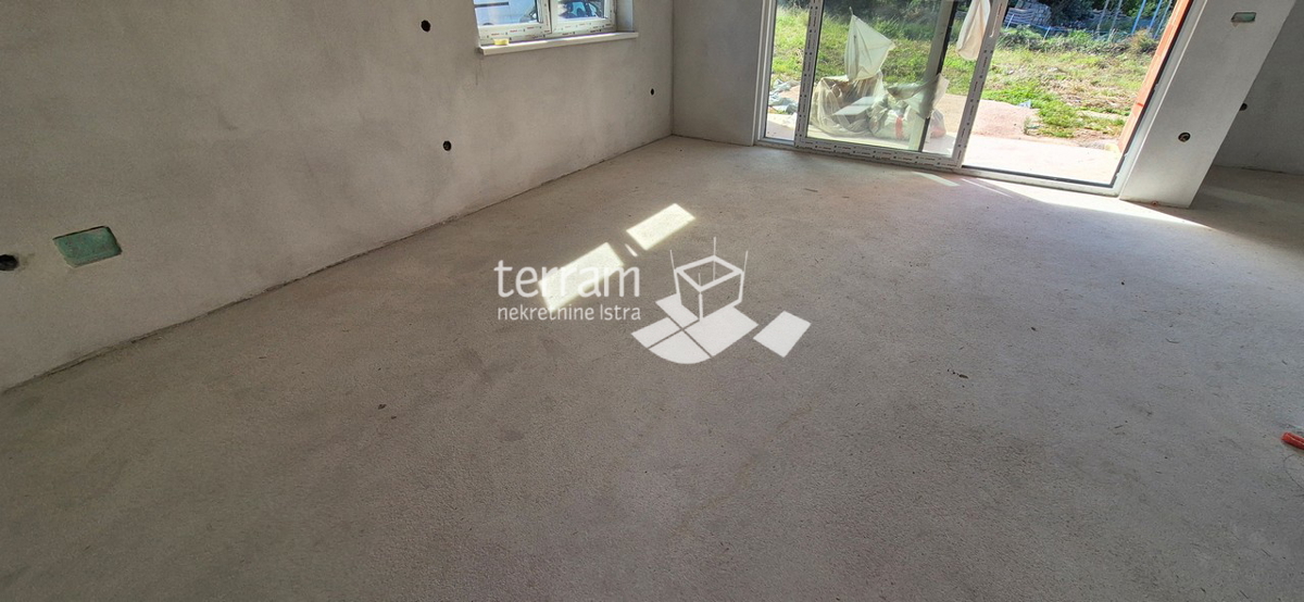 Istra, Ližnjan, stanovanje 124m2, 2s, parking, vrt, NOVO!! #razprodaja