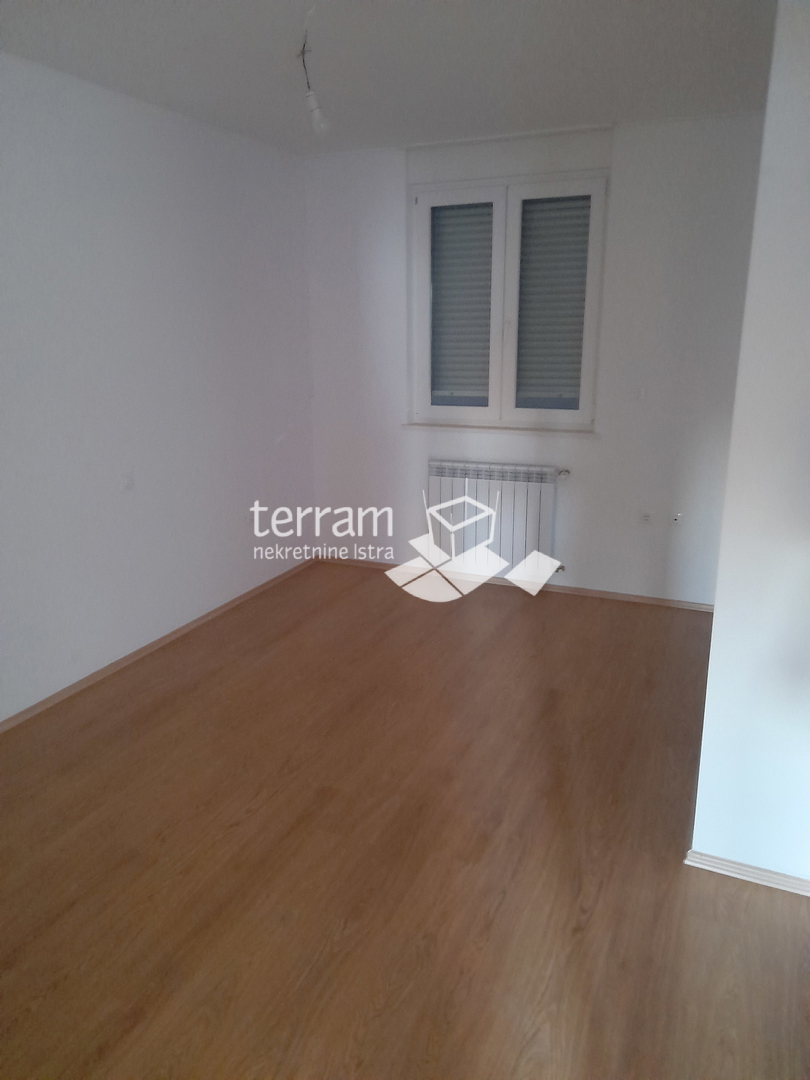 Istra, Pula, Center, stanovanje 83,37 m2, 2SS+DB, prvo nadstropje, dvigalo, garaža, #prodaja