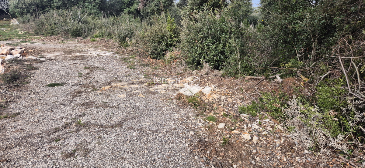 Istra, Pula, Pješčana uvala, kmetijsko zemljišče 423 m2, #prodaja