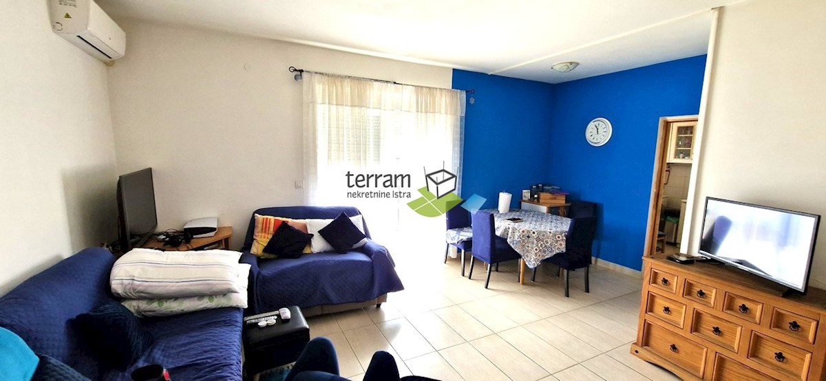 Istra, Fažana, prodamo pritlični apartma 77m2 blizu morja