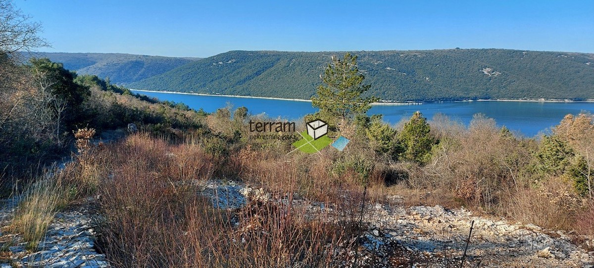 Istra, Labin, Trget prodamo gradbeno zemljišče 1620m2 z direktnim pogledom na morje