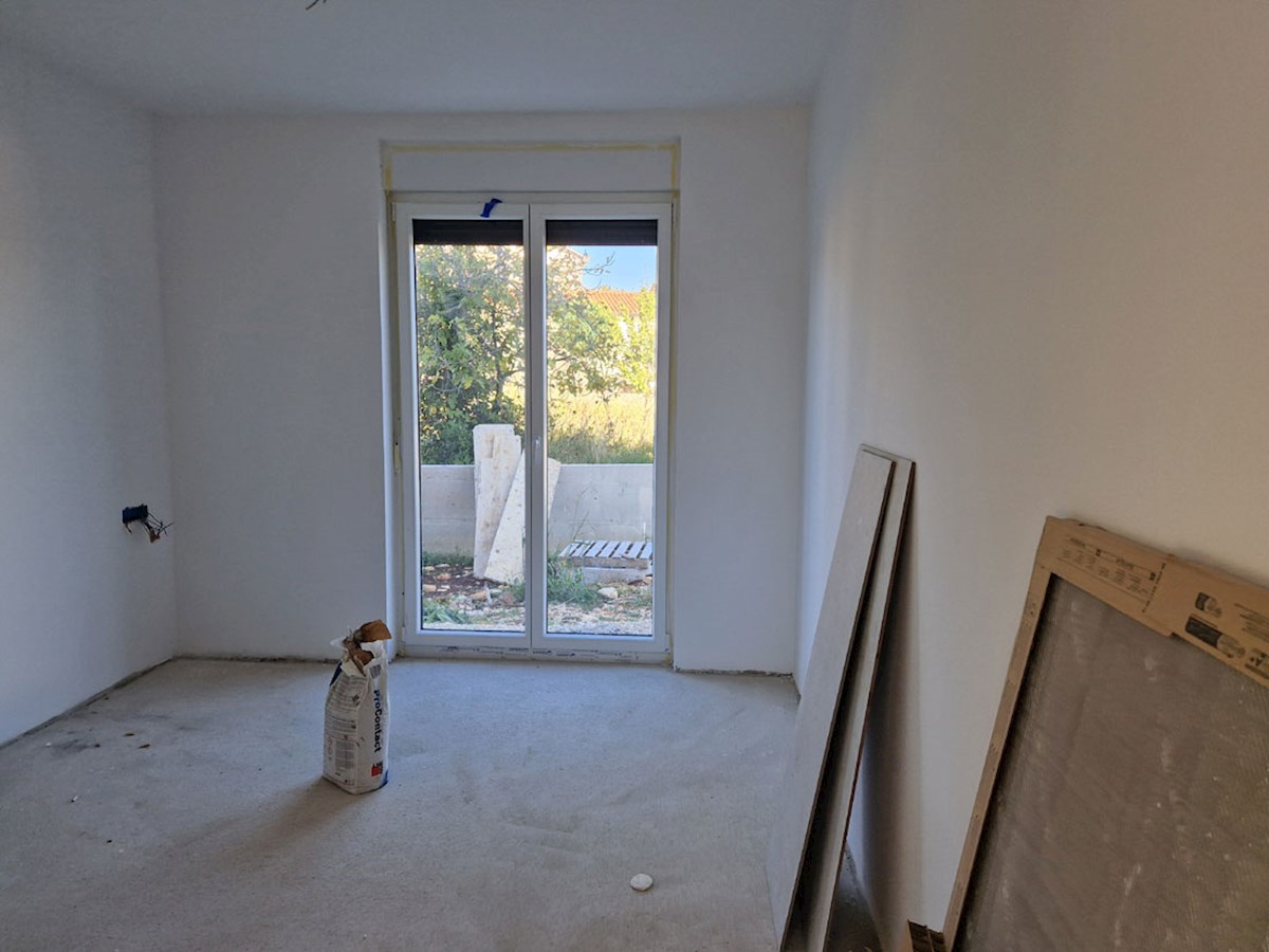 NSOP-237-1, Novogradnje – stanovanja, 2 km od morja