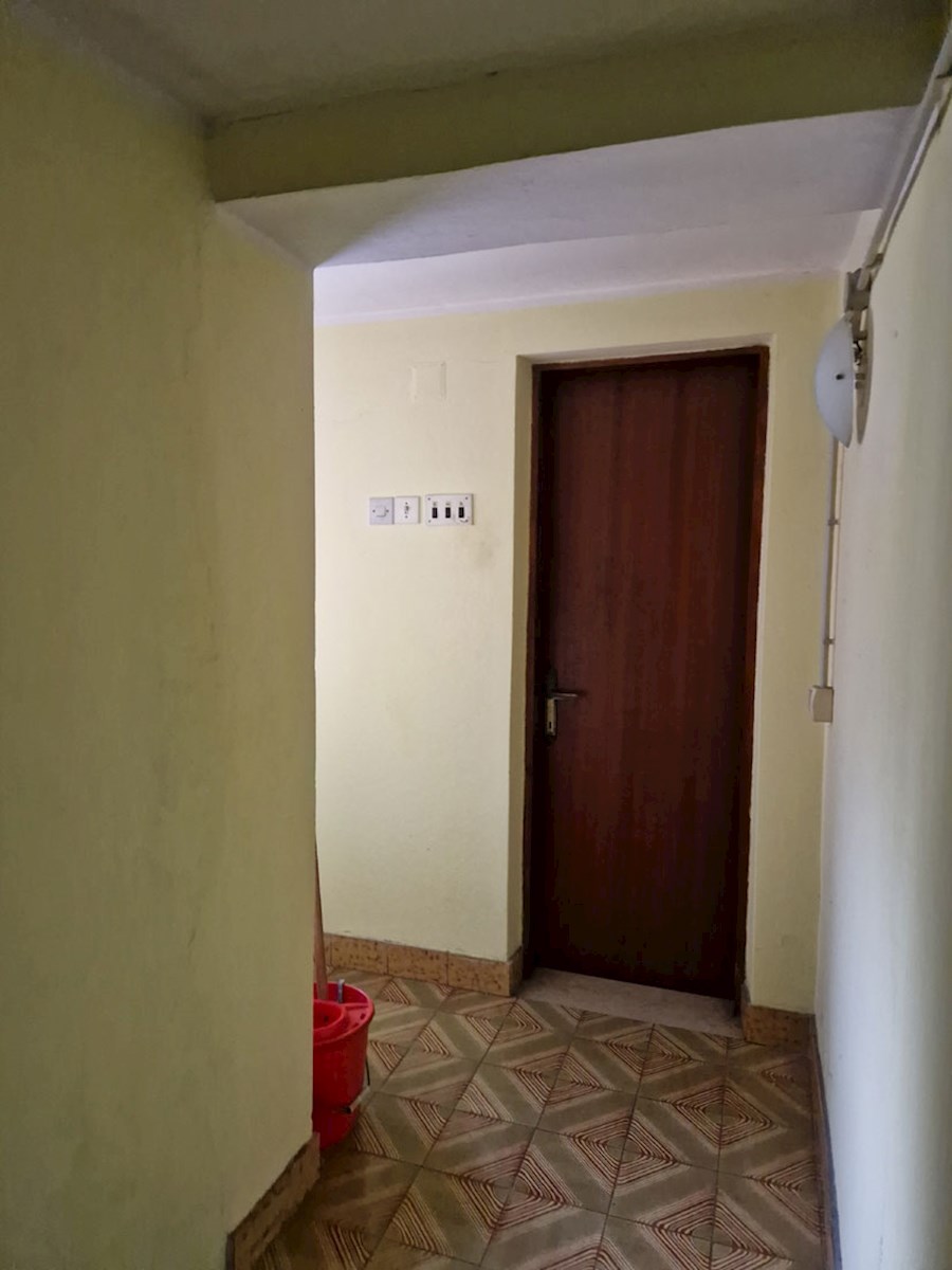 SPZ-001, Pazin, odlična lokacija, stanovanje v 1. nadstropju, 52,47 m², ni etažirano!