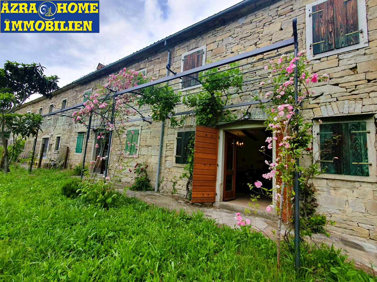 KO-120, Buzet – okolica, ohranjena in obnovljena istrska kamnita hiša 150 m² z dvoriščem 807 m²