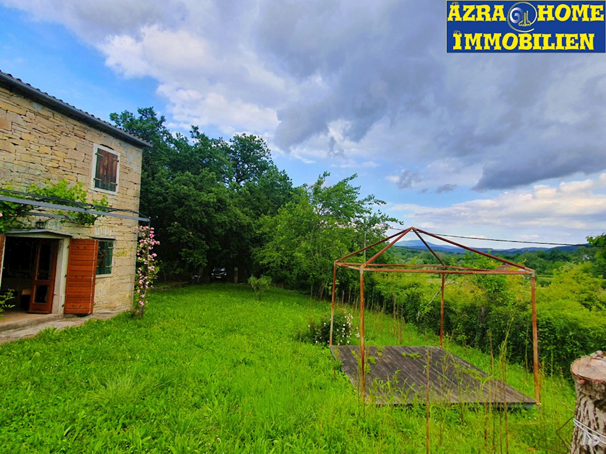KO-120, Buzet – okolica, ohranjena in obnovljena istrska kamnita hiša 150 m² z dvoriščem 807 m²