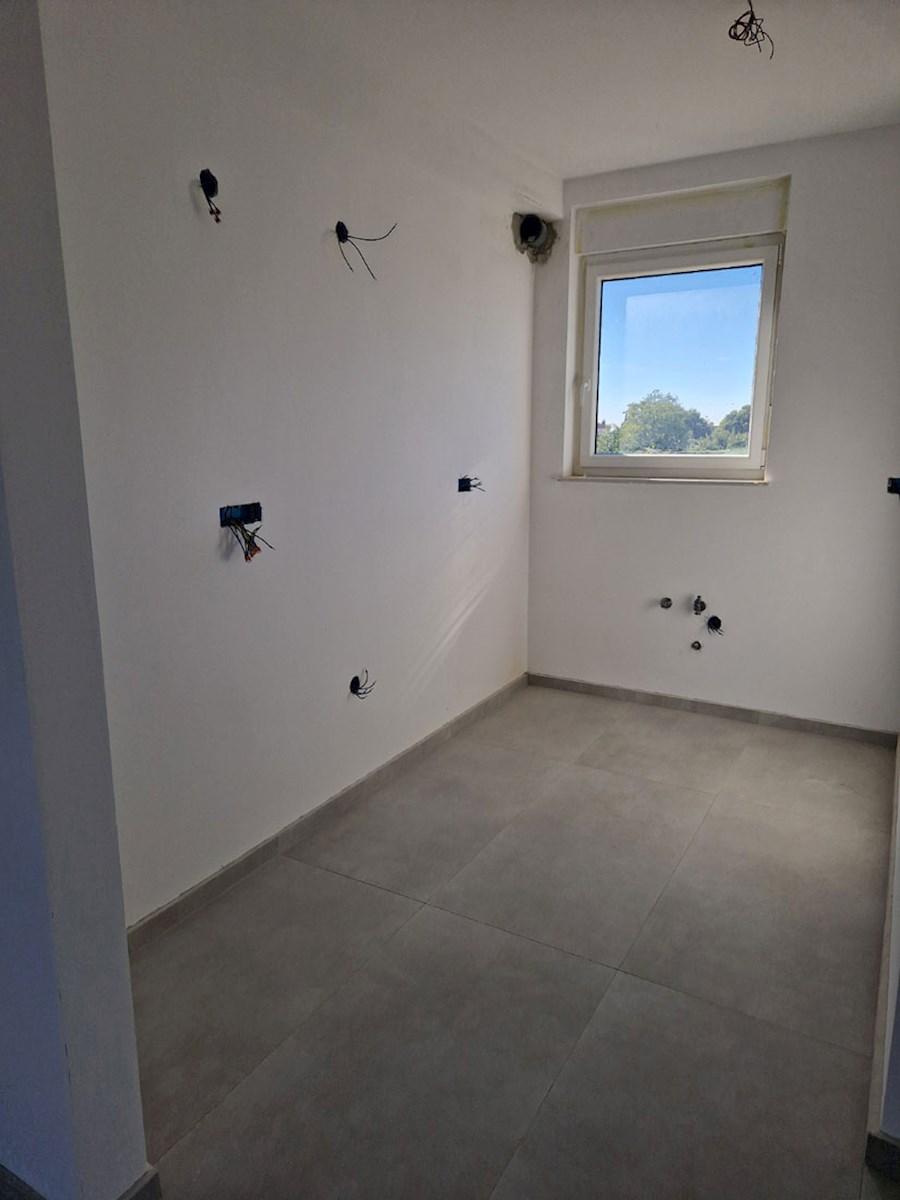 NSOP-237-3, Novogradnje – stanovanja, 2 km od morja