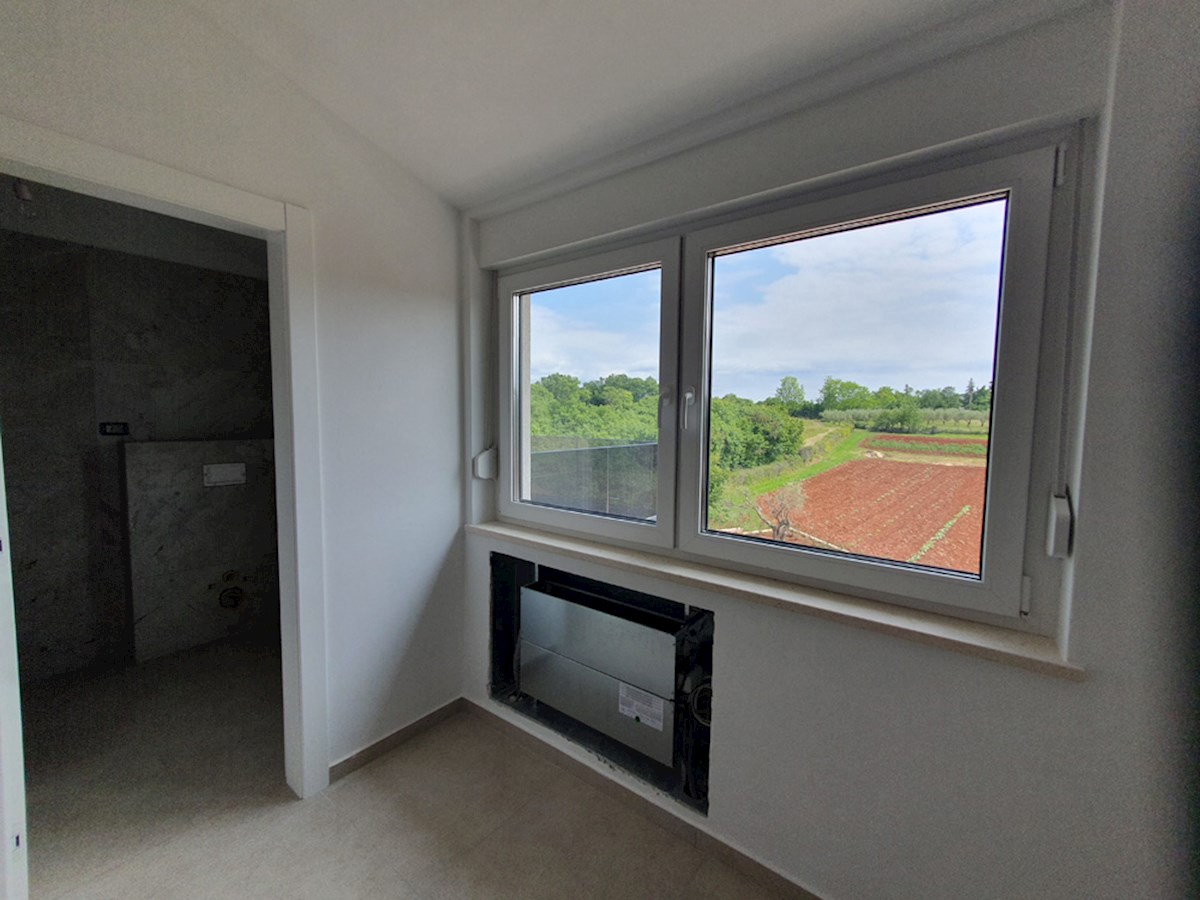KOP-747, Nova Vila 219 m², s Bazenom, na mirni lokaciji, 7 km od Poreča