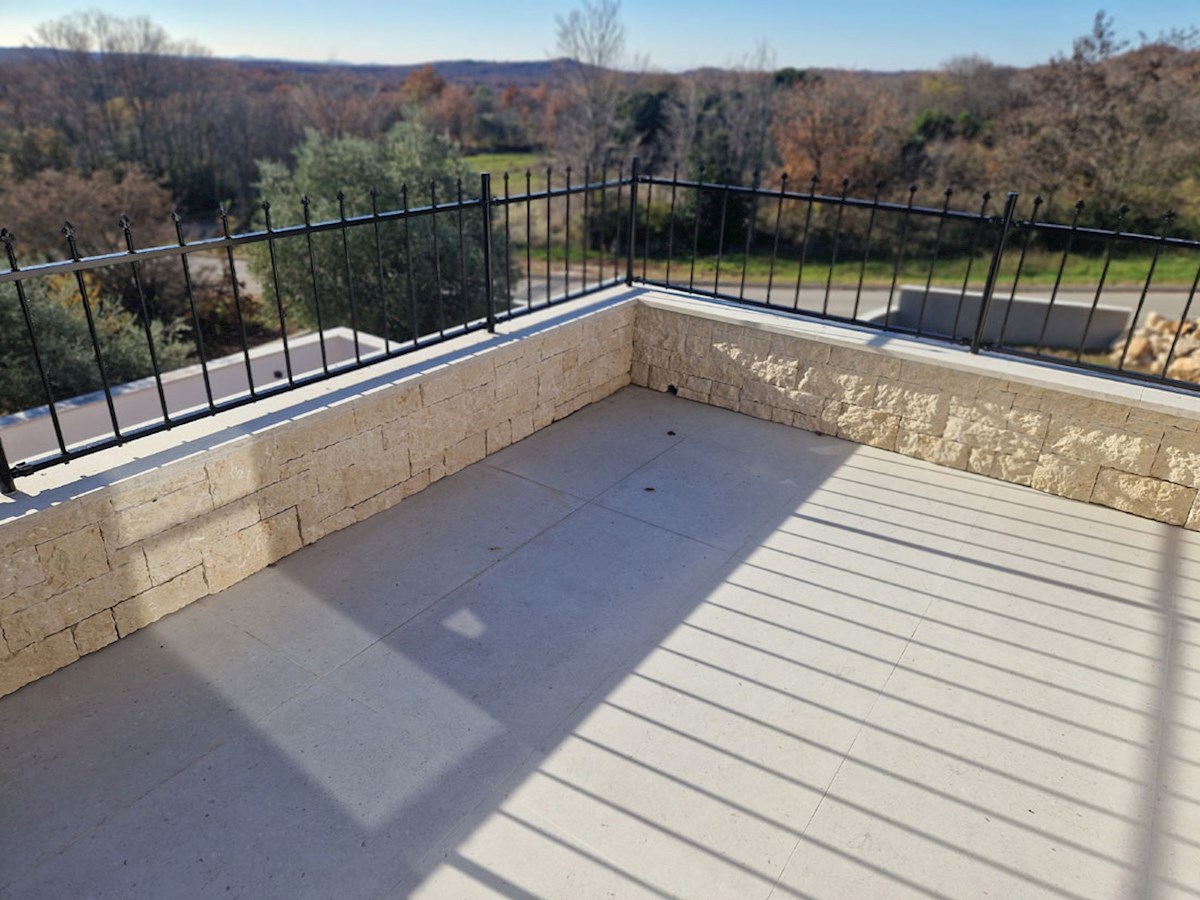 Prodaja, Vila, Novogradnja, Sveti Lovreč, Hiša 210 m², Garaža 31 m², Bazen 41 m² (KOP-769)