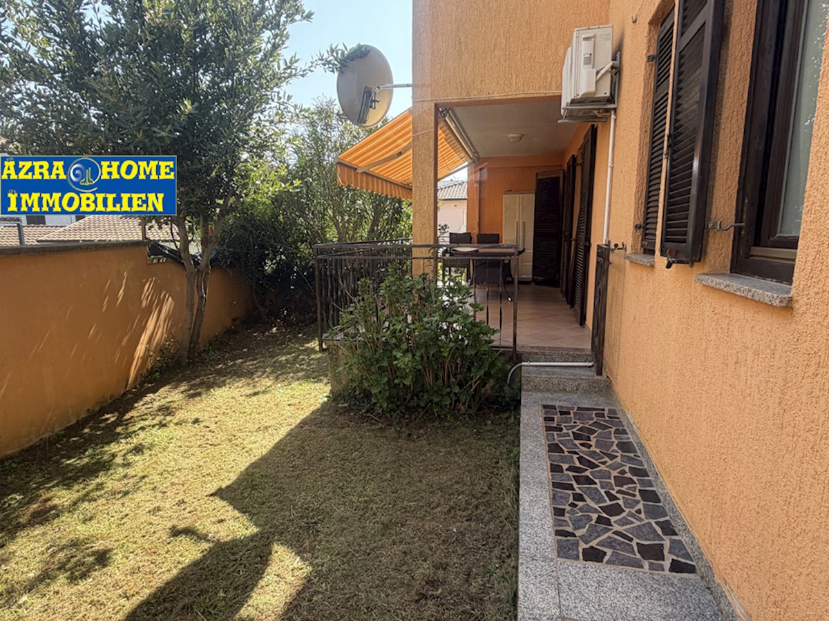 POREČ – ŠPADIĆI, cca. 400 m od morja, stanovanje v pritličju 76 m², z vrtom 80 m² (SP-421)