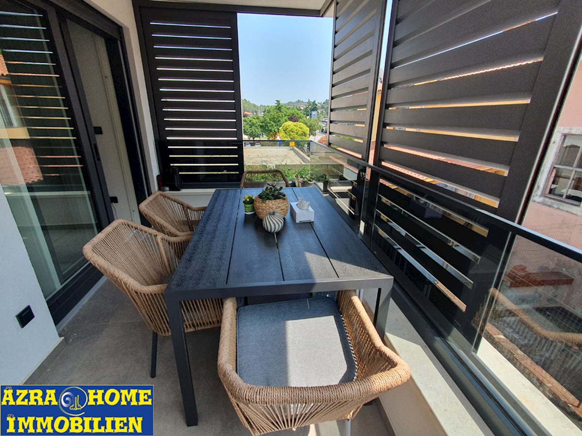 SP-414, POREČ – CENTER, nov, opremljeno stanovanje 61,50 m² (54,62 m² + terasa 6,88 m²), dve spalnici + dnevna soba, v stavbi z dvigalom
