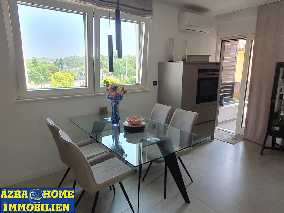 SP-414, POREČ – CENTER, nov, opremljeno stanovanje 61,50 m² (54,62 m² + terasa 6,88 m²), dve spalnici + dnevna soba, v stavbi z dvigalom