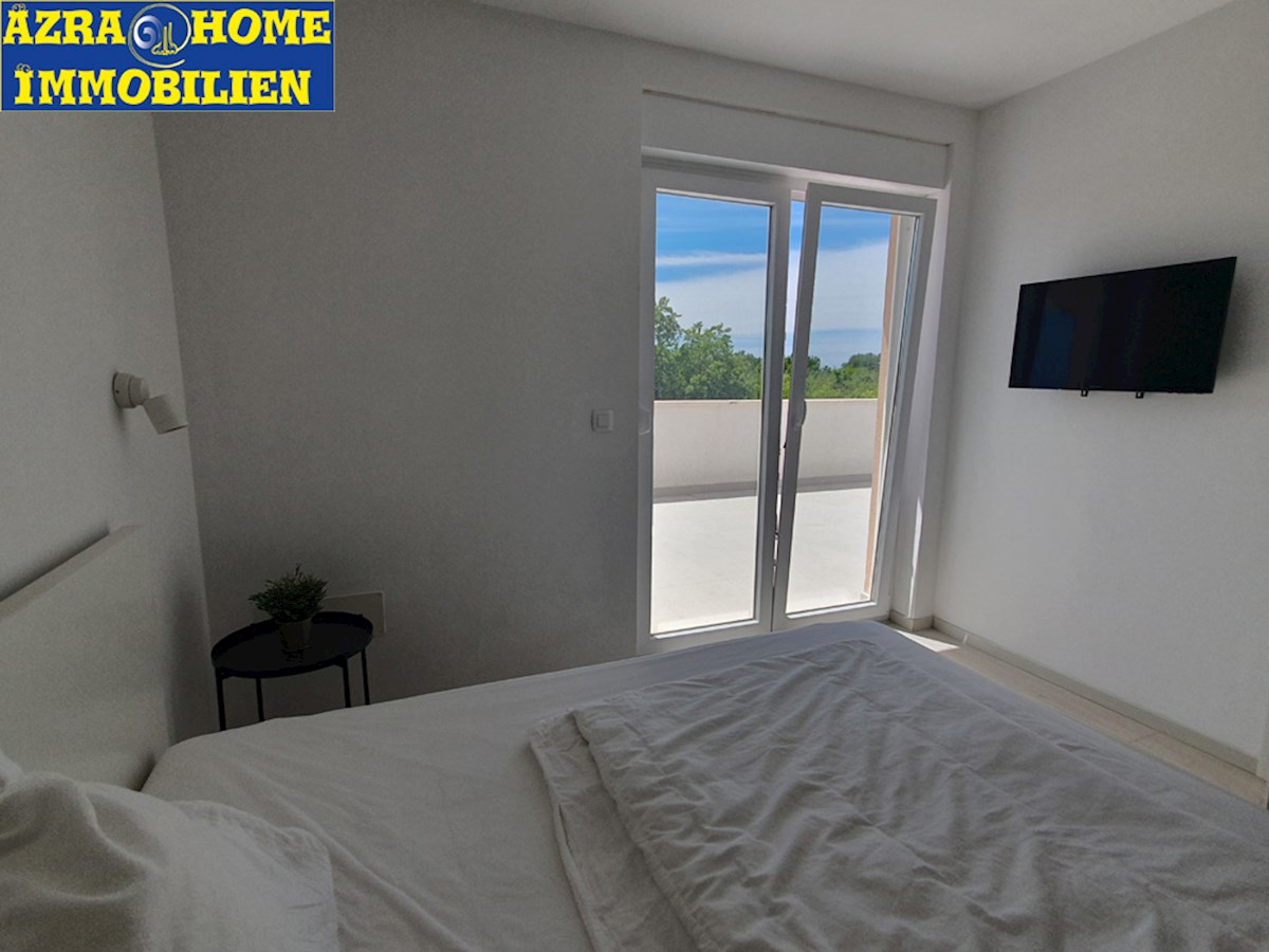 KO – 122, VODNJAN, okolica, 5 km, samostojna hiša na robu vasi, 180 m² z bazenom