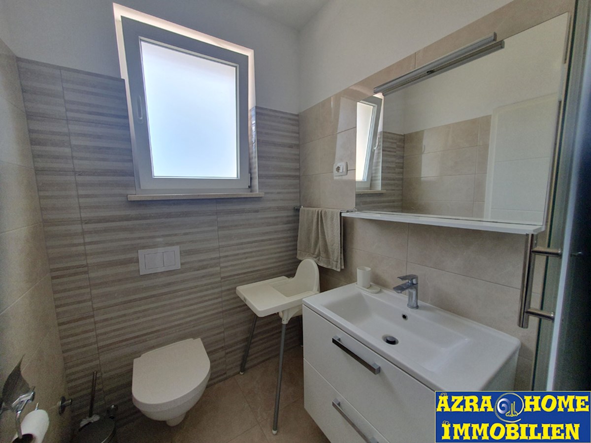 KO – 122, VODNJAN, okolica, 5 km, samostojna hiša na robu vasi, 180 m² z bazenom