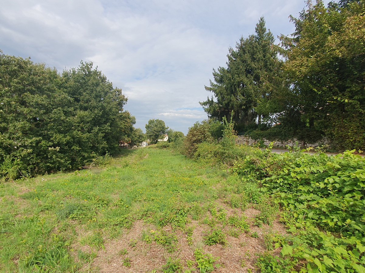 Z-661, SVETI PETAR U ŠUMI, Stavbno zemljišče 1.522 m²