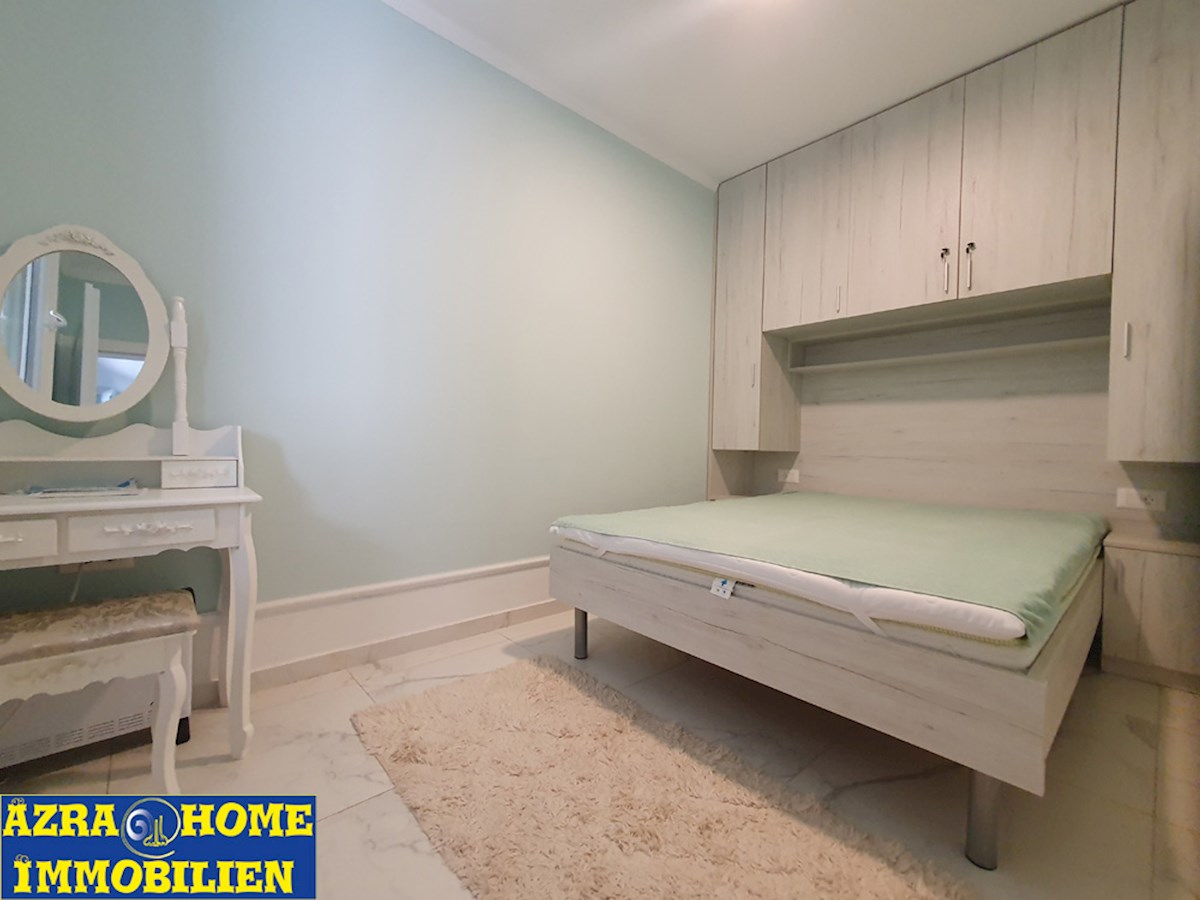 Prenovljeno in opremljeno stanovanje v 1. nadstropju v Červar Porat, 40 m² (SO-368)