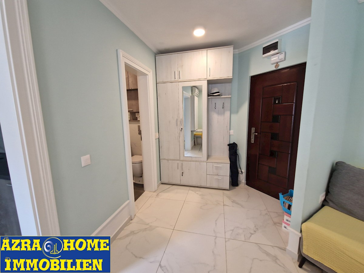 Prenovljeno in opremljeno stanovanje v 1. nadstropju v Červar Porat, 40 m² (SO-368)