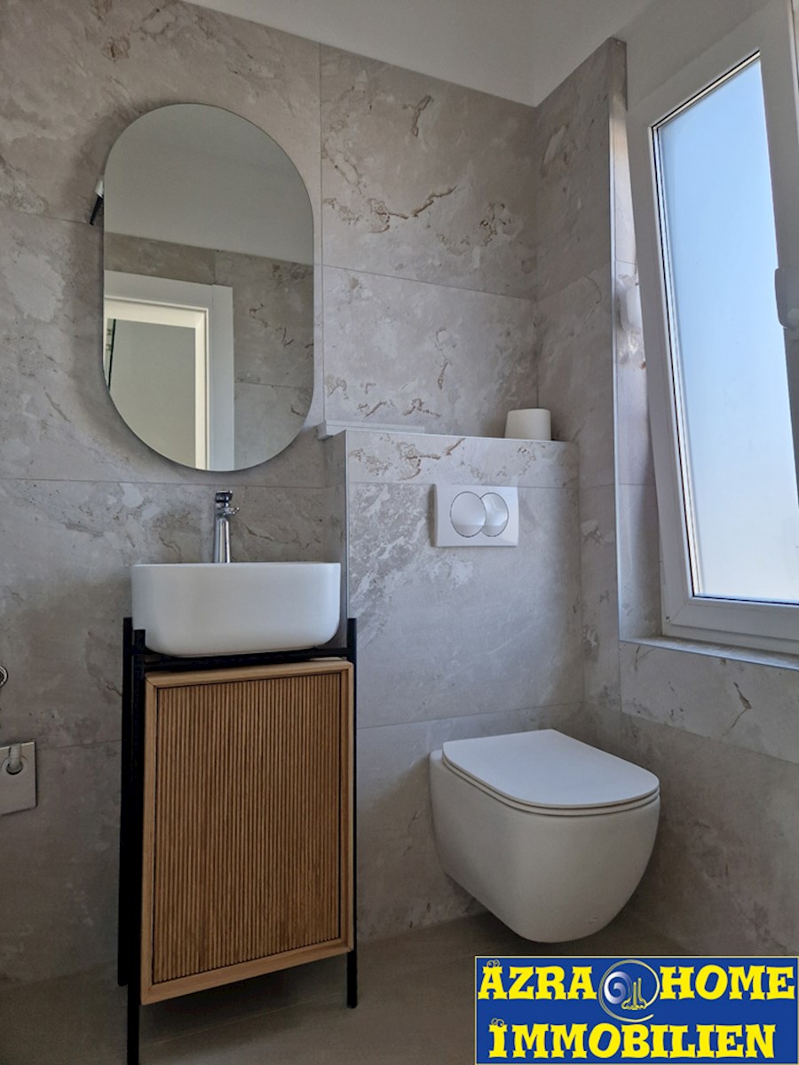 Prodaja, Vila, Poreč, novogradnja, 219 m², bazen 32 m², zemljišče 1032 m² (KOP-747)